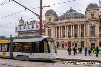 ‘Boulevardtram’ is na 54 jaar terug: “Een historische dag voor Antwerpen”