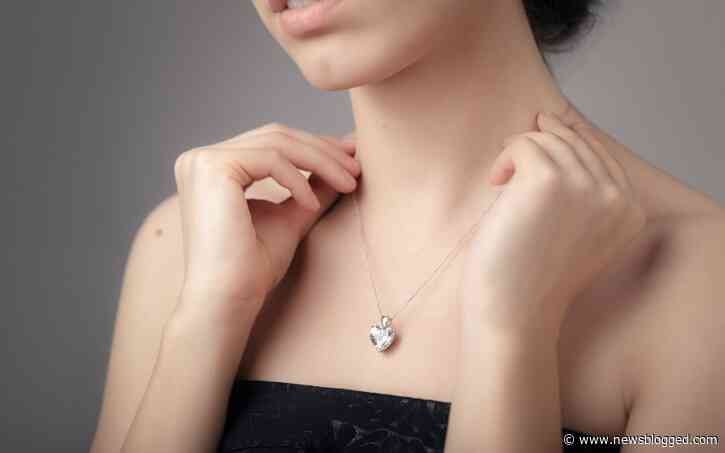How Can You Get The Choose The Best Diamond Pendant