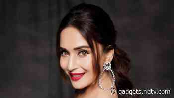 Madhuri Dixit to Star in Karan Johar-Produced Netflix Series From Baar Baar Dekho Writer