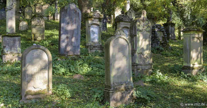 Heidelberg: Nazi-Symbole beim Jüdischen Friedhof entdeckt
