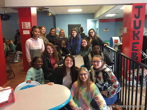 CTC Teacher Academy students volunteer at Special Olympics
