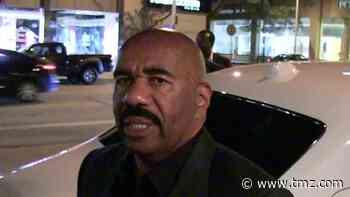 Steve Harvey Redeemed in Miss Universe Costume Contest Mistake