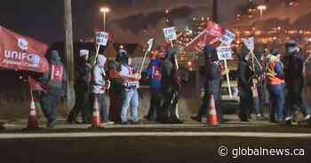Co-op Refinery using helicopters to transport staff, supplies into Regina plant