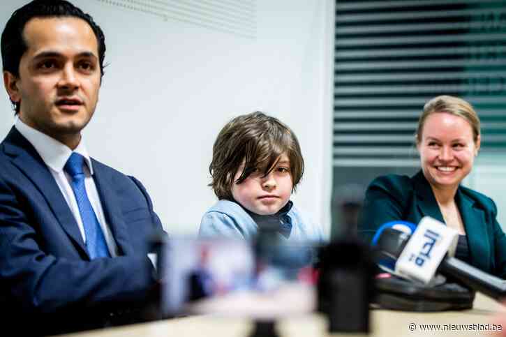 Hoogbegaafde Laurent (9) vertrekt zonder diploma na onenigheid met universiteit: “Maar hij zal terugslaan”