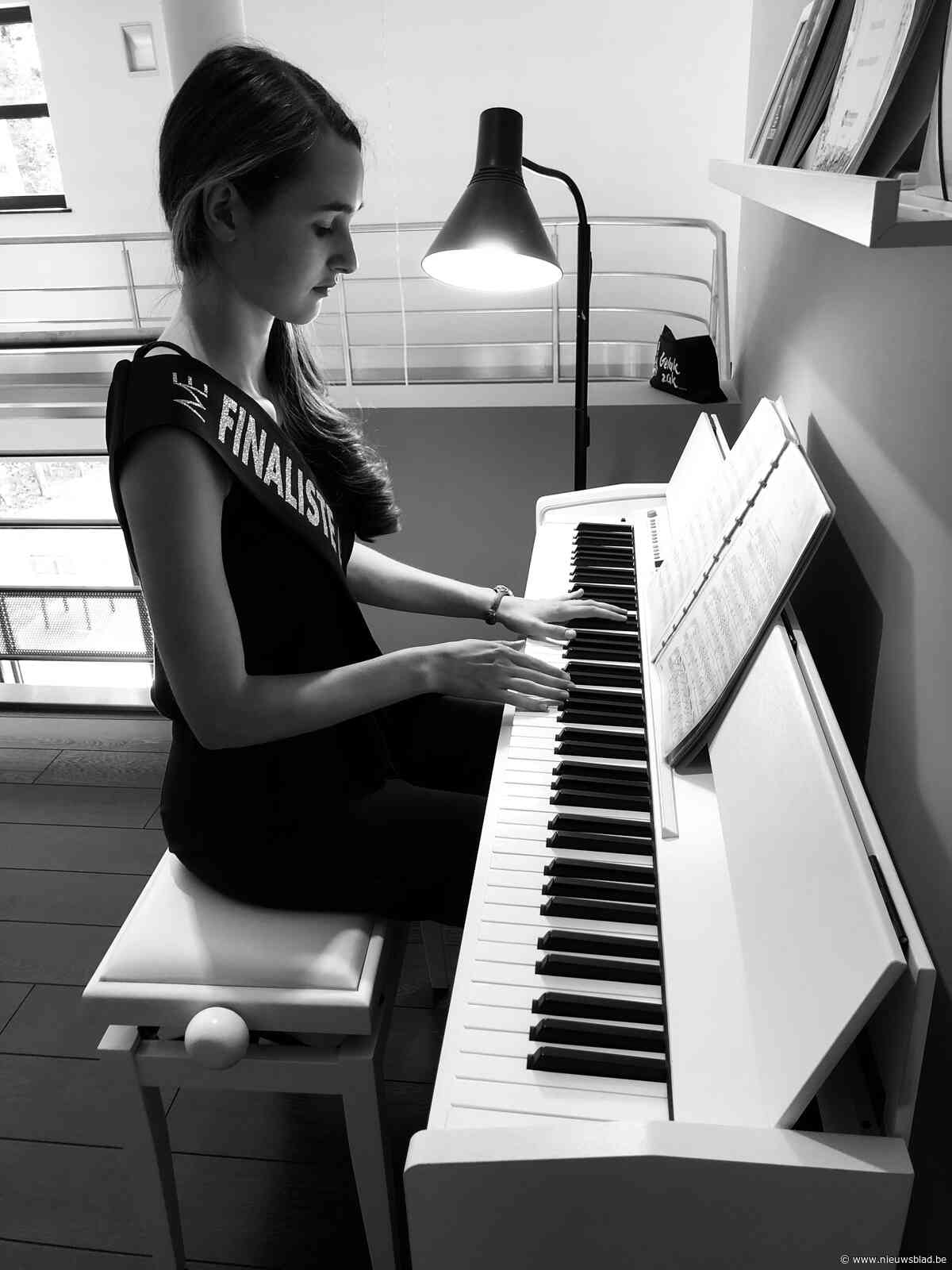 Britta dingt naar kroontje van Miss Exclusive