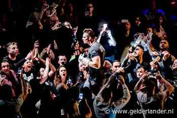 Geen bier in GelreDome tijdens Hari versus Verhoeven