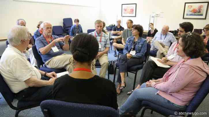 Better Angels group puts Democrats and Republicans, Trump supporters and immigrants, in the same room to listen to each other
