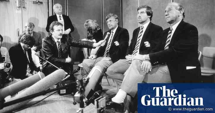 Mike Gatting umpire row threatens England tour of Pakistan - archive, 10 December 1987