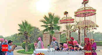 Lavish 'desi' weddings run for insurance cover