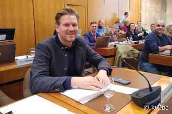 Wouter Allijns vervangt Tiene Castelein als voorzitter van Kortrijkse gemeenteraad