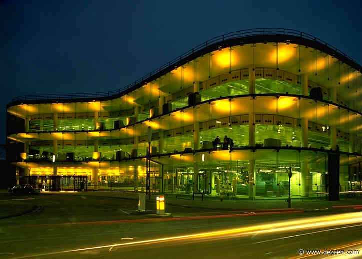 The Willis Faber & Dumas building is a revolutionary high-tech office