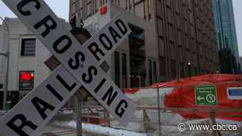 Valley Line LRT to Mill Woods delayed 6 months, documents say