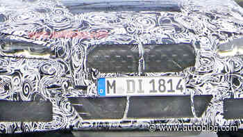 BMW 4 Series spy shots give us a glimpse of that giant grille