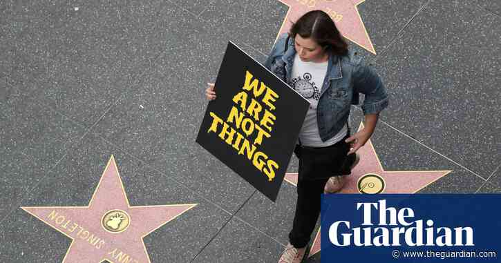 Hollywood Walk of Fame's star for a car takes product placement to new level