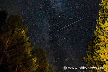 Fireballs to fill the sky Friday for brightest meteor shower of the year