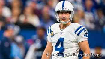 Adam Vinatieri: In hindsight, I would have had offseason knee surgery