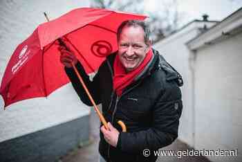 Piet Paulusma tekent contract bij MAX live op tv: ‘We gaan er een mooie tijd van maken’