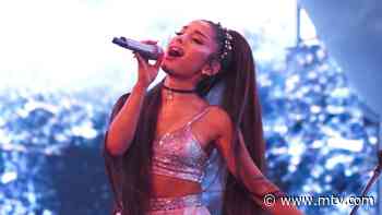 Ariana Grande Finally Sang ‘Moonlight’ Under Her Enormous Full Moon