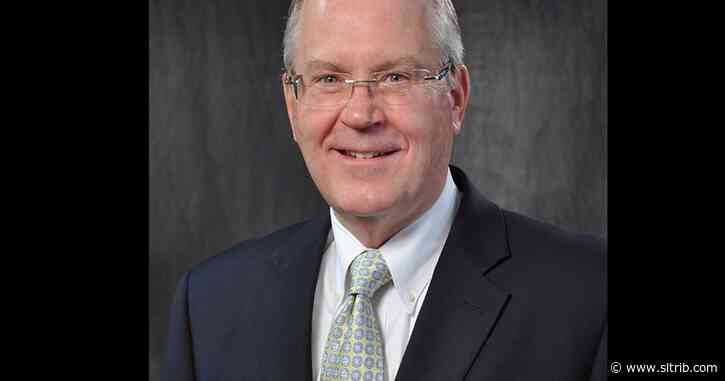 Former top UTA official sues for $300K in canceled bonuses; Agency countersues alleging fraud.