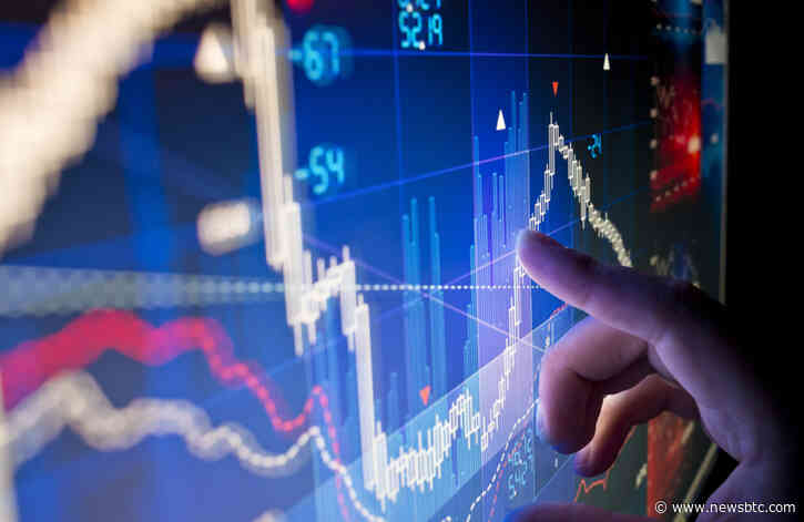 Bitcoin Longs are Rising Rapidly Today, But Why is its Price Not Moving?