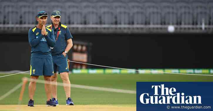 No 'canyons' but lots of cracks for first Test between Australia and New Zealand
