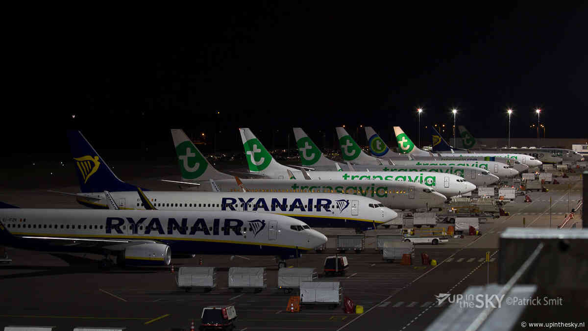 Landing in Eindhoven in het donker | video