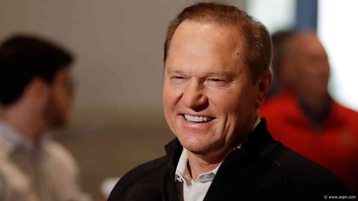 Winter Meetings Live: Cole signs, Boras delivers and more Day 2 rumors