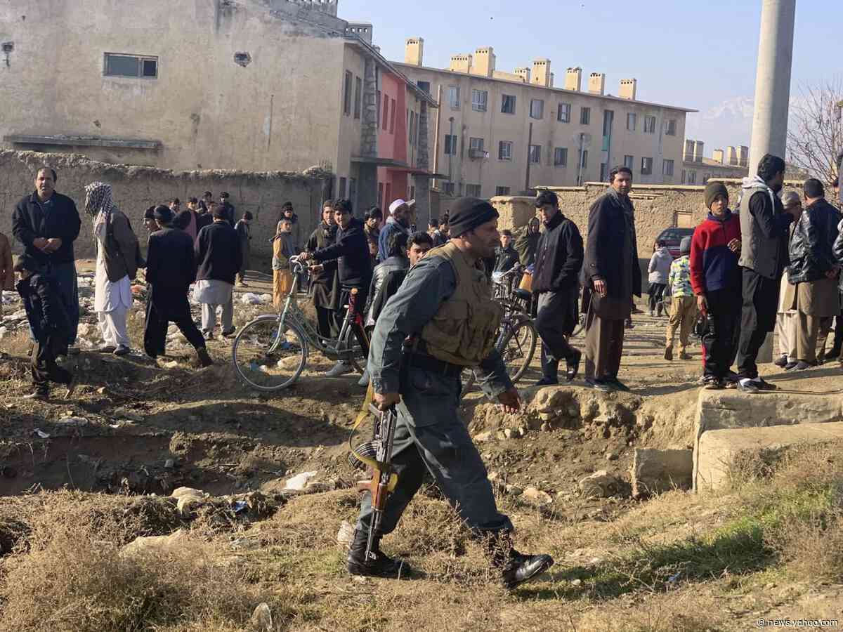 Afghan bomber hits medical facility near Bagram Air Base
