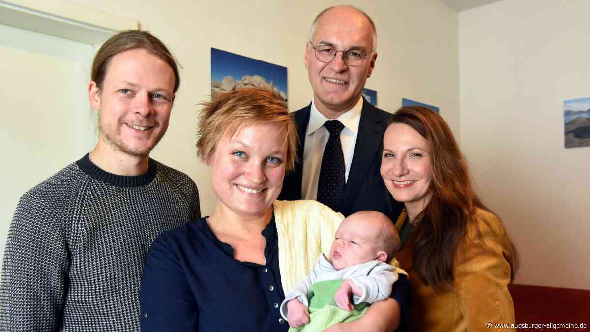 Die kleine Melba ist da: Augsburg knackt die 300.000-Einwohner-Marke