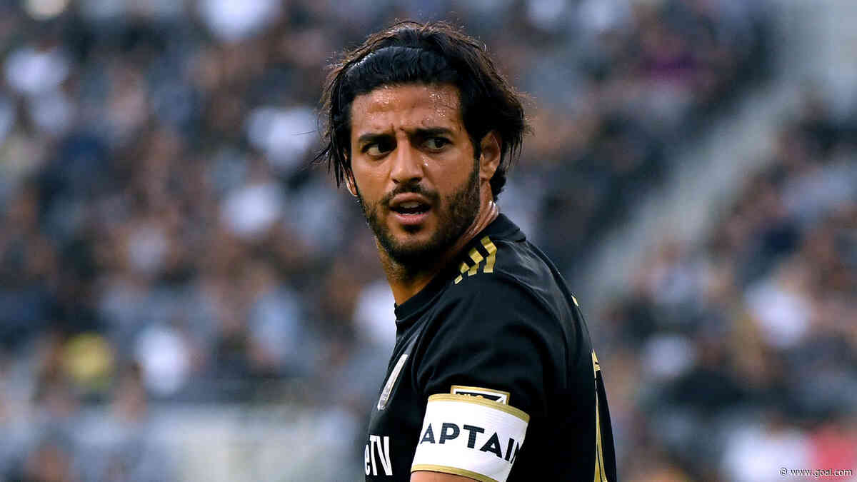 Vela has an 'offer on the table' to join Barcelona, claims Dos Santos