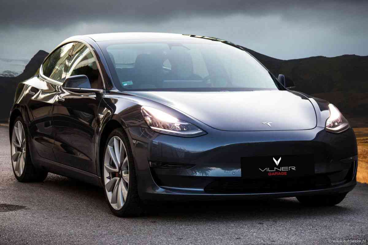 Vilner geeft Tesla Model 3 bijzonder kleurrijk interieur