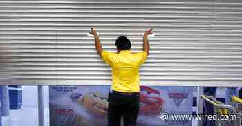 Best Buy Bucks the Trend That’s Crushing Other Retailers