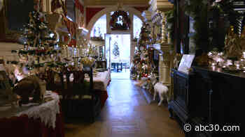 This Victorian Mansion Becomes a Gorgeous Christmas Manor During the Holidays