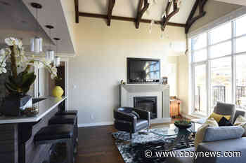 Couple’s love of Oak Bay Beach Hotel leads to purchase of strata unit