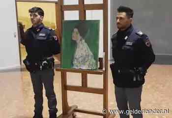 Schilderij na 23 jaar teruggevonden in tuin van museum waar het verdween