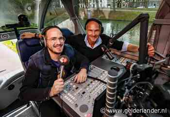 NPO Radio 2 gaat hitlijst vol reclamemuziek uitzenden