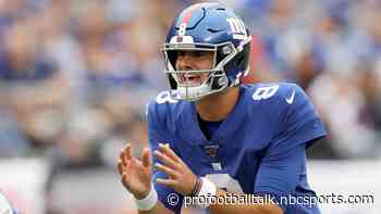 Daniel Jones on field at Giants practice