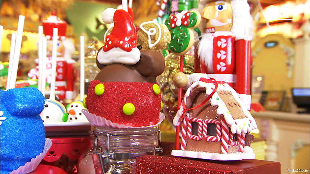 The Holiday Menu at Disneyland Is out of This World