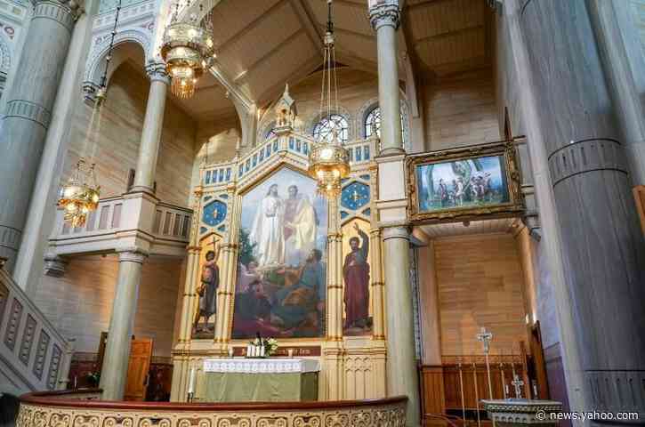 Gay altarpiece of original sin makes waves in Sweden