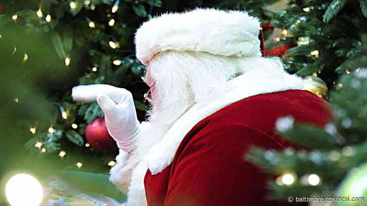 Longtime Mall Santa Replaced After Wearing Trump 2020 Hat