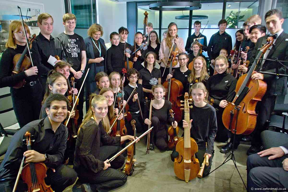 Acclaimed violinist Nicola Benedetti gives young orchestra her top tips at Bicester Village