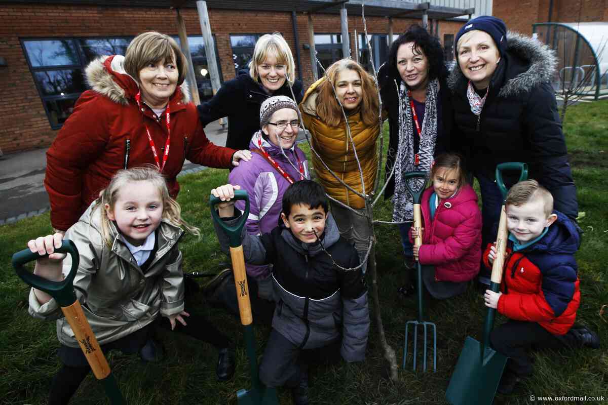 Orchards gifted to schools in Grassroots Bicester's latest project