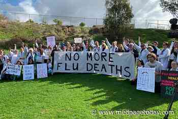 Docs Rally at Tijuana Border: 'Let Us Vaccinate Detainees'