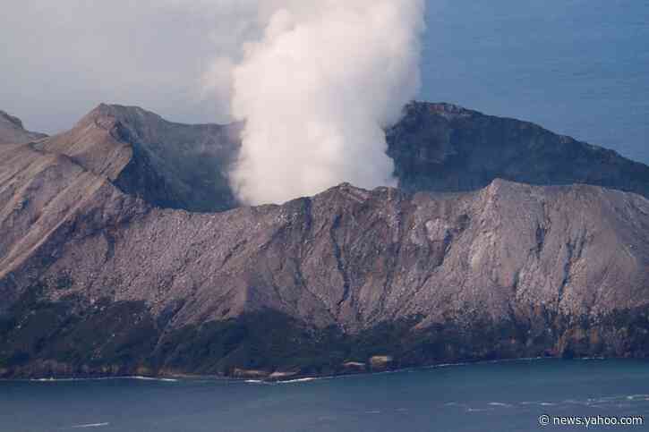 New Zealand volcano toll seen at 16; police plan to recover bodies on Friday