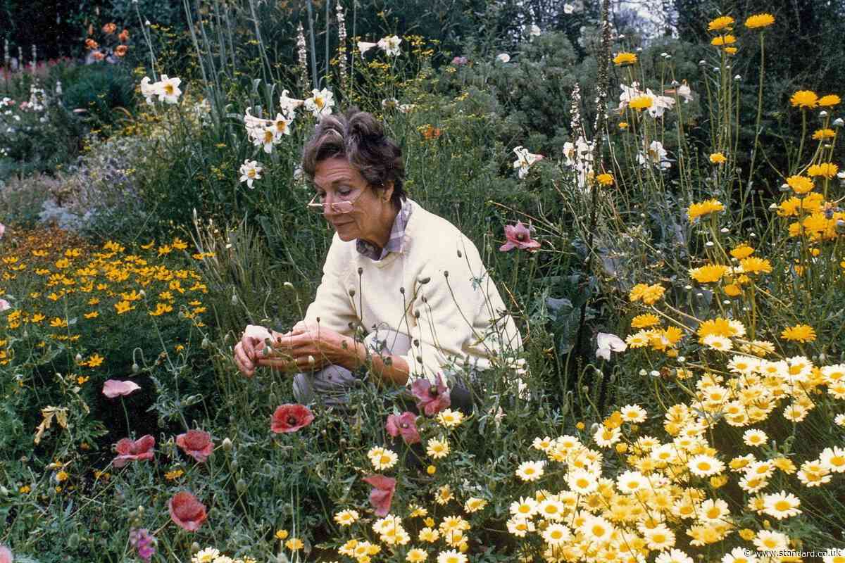 Aroma-therapy: the best gardening books for 2019