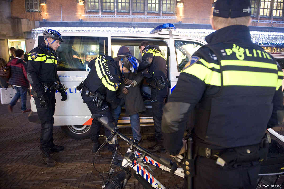 Zwijndrecht - Rotterdam - Aanhouding na schietincident Zwijndrecht