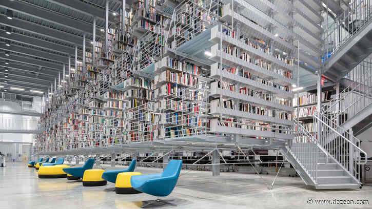 Wolfgang Tschapeller adds suspended bookshelves to Cornell University library