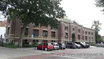 Stalkingverdachte weggestuurd uit rechtszaal, officier regelt direct politie bij slachtoffer uit Wijchen