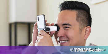 EyeQue VisionCheck® helps you keep tabs on your eye health at home.