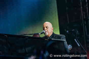 Watch Billy Joel Play ‘White Christmas’ With Alexa Ray Joel at Madison Square Garden